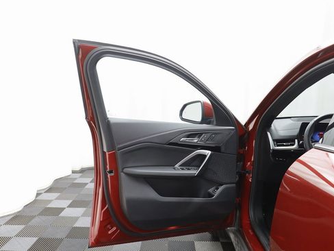 Certified 2025 BMW X2 xDrive28i image 4