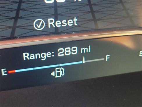 Used 2025 GMC Sierra 2500 Denali Ultimate w/ Max Trailering Package image 26