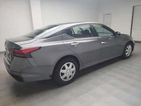 Used 2024 Nissan Altima 2.5 S FWD image 10