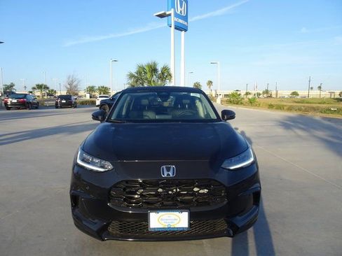 New 2026 Honda HR-V EX-L image 2