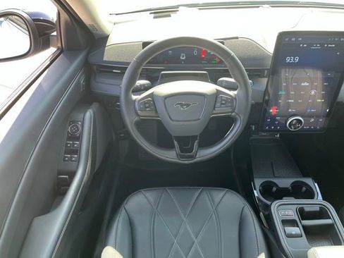 Used 2025 Ford Mustang Mach-E Select w/ Comfort Package Lite image 15