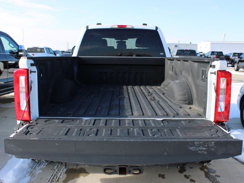Used 2023 Ford F350 XLT image 14