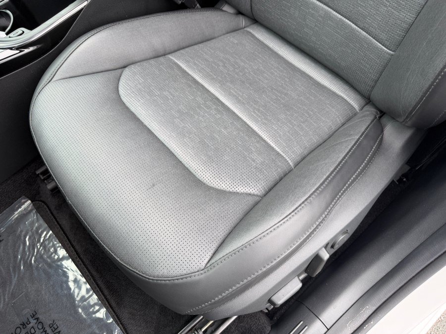 Used 2023 Kia Niro Wave w/ Wave Preserve Package FWD image 21
