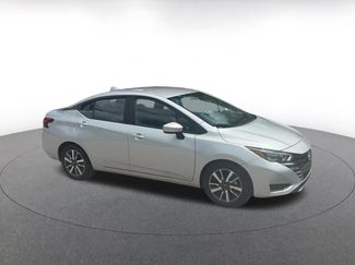 Used 2025 Nissan Versa SV FWD video 2