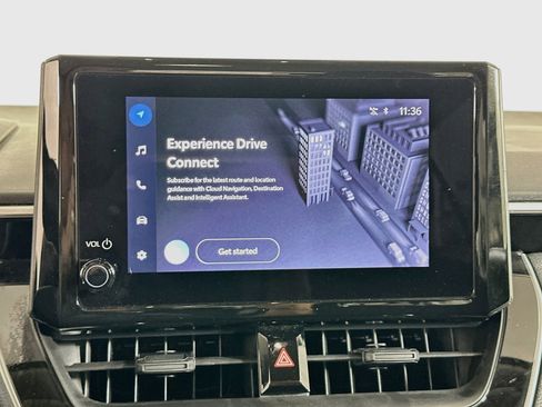 Used 2025 Toyota Corolla LE w/ Convenience Package FWD image 21