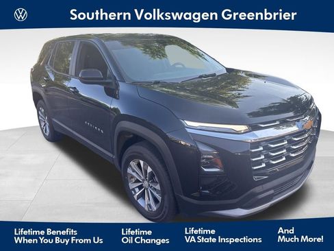 Used 2025 Chevrolet Equinox LT AWD/4WD image 1