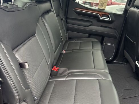 Used 2023 GMC Sierra 1500 Denali w/ Denali Reserve Package image 9