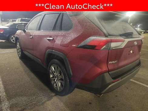 Used 2019 Toyota RAV4 Limited image 4