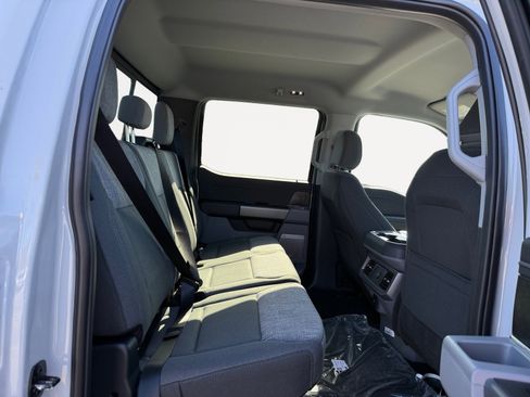New 2026 Ford F250 XLT w/ XLT Premium Package image 18