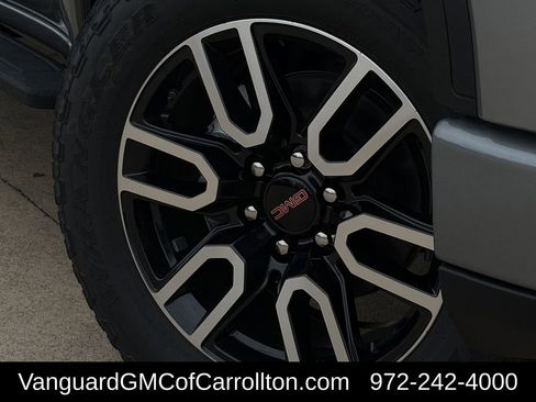 New 2026 GMC Sierra 1500 AT4 w/ AT4 Premium Package AWD/4WD image 9