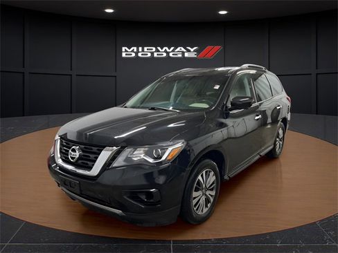 Used 2018 Nissan Pathfinder SL w/ Cargo Package image 2