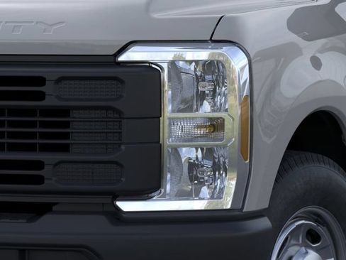 New 2026 Ford F250 XL RWD image 18