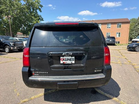 Used 2018 Chevrolet Suburban Premier w/ Max Trailering Package AWD/4WD image 7