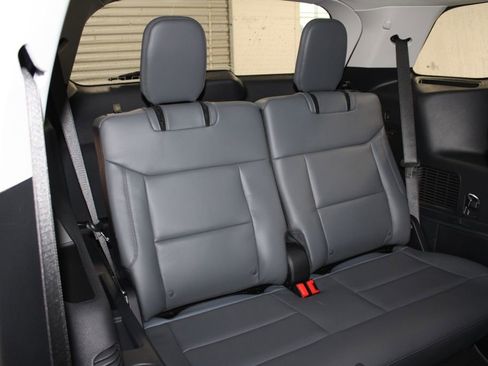 New 2026 Ford Explorer Active w/ Active Comfort Package image 35