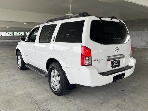 Used 2007 Nissan Pathfinder SE Off-Road w/ SE Off-Road Premium Pkg AWD/4WD image 21