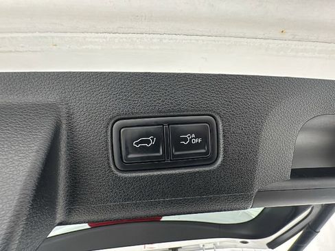 Used 2025 Kia Telluride S AWD/4WD image 17