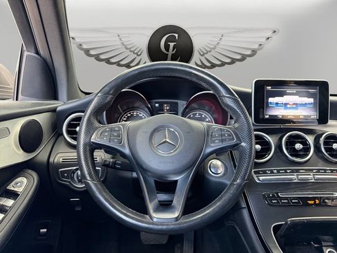 Used 2019 Mercedes-Benz GLC 300 image 12