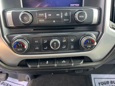 Used 2015 GMC Sierra 1500 SLE w/ SLE Value Package AWD/4WD image 26