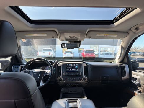 Used 2019 GMC Sierra 3500 Denali w/ Duramax Plus Package AWD/4WD image 36