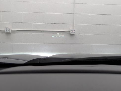 Used 2023 GMC Acadia AT4 w/ Technology Package image 6