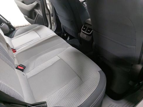 Used 2024 Subaru Outback Premium image 11