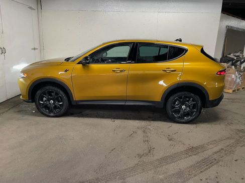 Used 2024 Dodge Hornet GT image 6