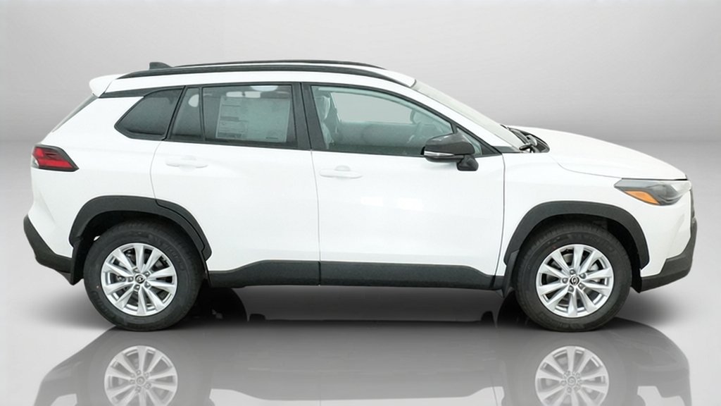 New 2026 Toyota Corolla Cross LE FWD image 23