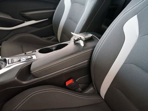 Used 2023 Chevrolet Camaro LT RWD image 27