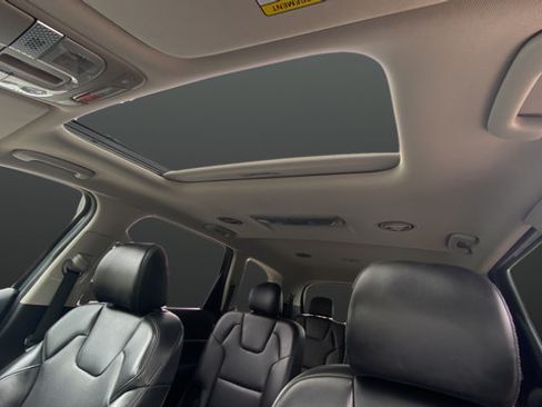 Used 2023 Kia Telluride S w/ S Sunroof Package AWD/4WD image 11