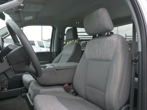 Used 2023 Ford F150 XLT AWD/4WD image 9