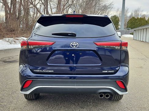Used 2023 Toyota Highlander XSE image 5