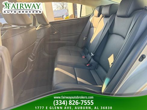 Used 2023 Lexus ES 350 w/ Premium Package image 11