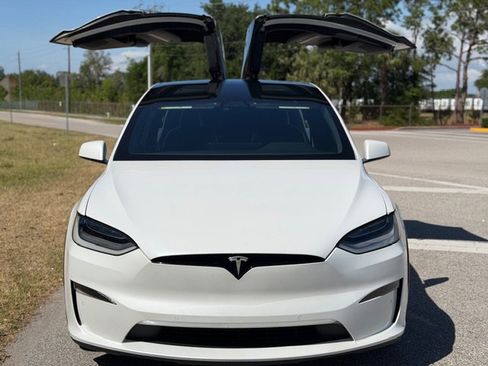 Used 2022 Tesla Model X AWD/4WD image 14