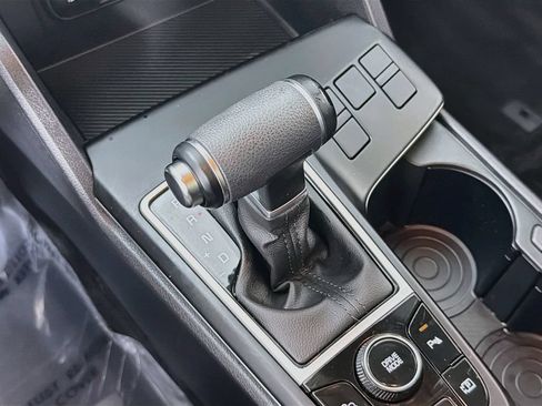 Used 2024 Kia Sportage LX FWD image 16