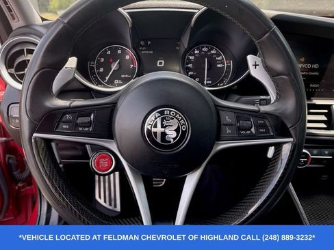 Used 2017 Alfa Romeo Giulia Ti w/ TI 19" Sport Package RWD image 12