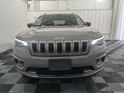 Used 2020 Jeep Cherokee Latitude Plus w/ Cold Weather Group AWD/4WD image 4