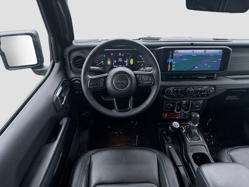 Used 2024 Jeep Wrangler Unlimited Rubicon 4xe image 19