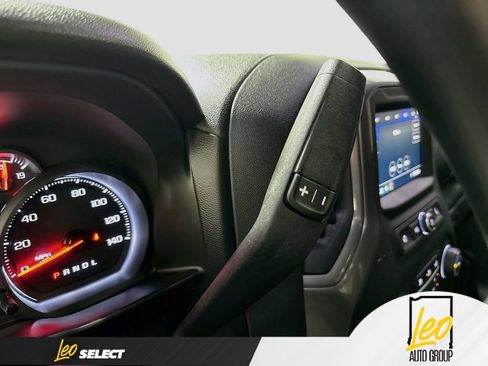 Used 2020 Chevrolet Silverado 1500 Custom Trail Boss w/ Custom Convenience Package AWD/4WD image 20