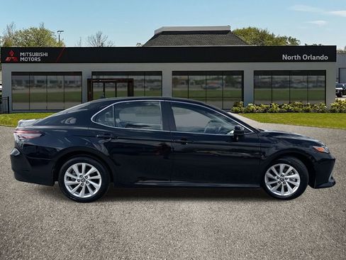 Used 2024 Toyota Camry LE image 6