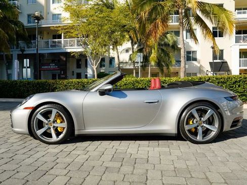 Used 2021 Porsche 911 Carrera image 13
