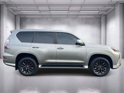 Certified 2023 Lexus GX 460 Premium AWD/4WD image 2