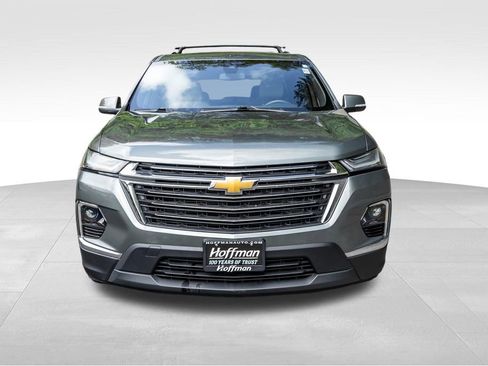 Used 2022 Chevrolet Traverse LT w/ LPO, Cargo Package AWD/4WD image 2