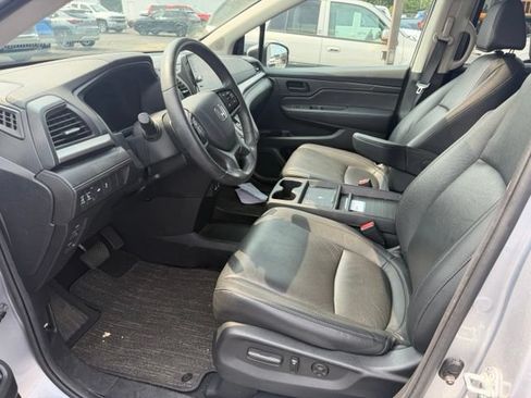 Used 2025 Honda Odyssey EX-L image 5