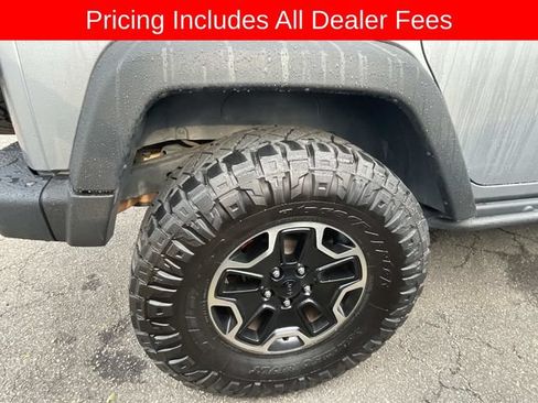 Used 2013 Jeep Wrangler Unlimited Rubicon AWD/4WD image 9
