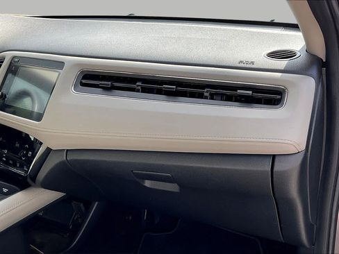 Used 2020 Honda HR-V EX image 19
