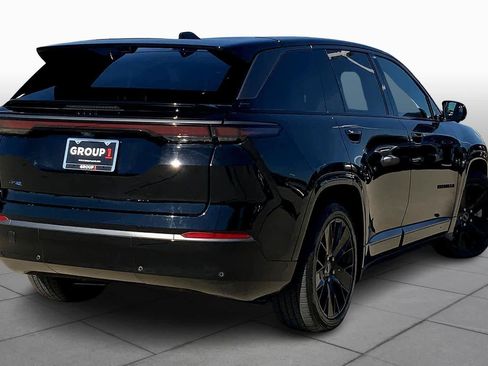 Used 2024 Jeep Wagoneer Launch Edition image 22