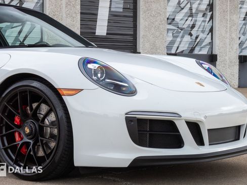Used 2019 Porsche 911 Carrera GTS image 2