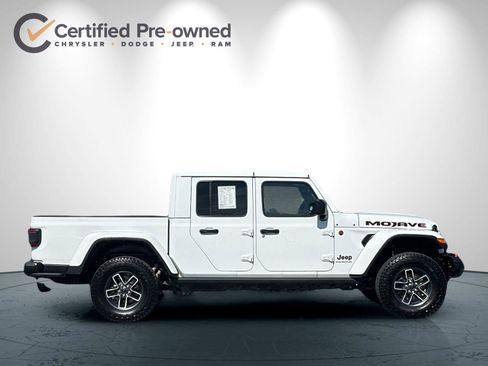 Certified 2024 Jeep Gladiator Mojave AWD/4WD image 3