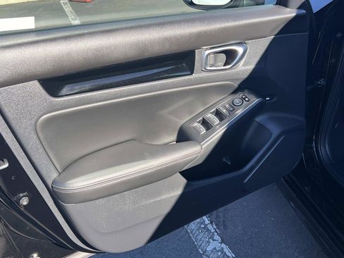 Certified 2022 Honda Civic Touring image 6