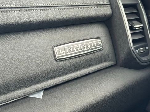 New 2026 RAM 1500 Laramie AWD/4WD image 29